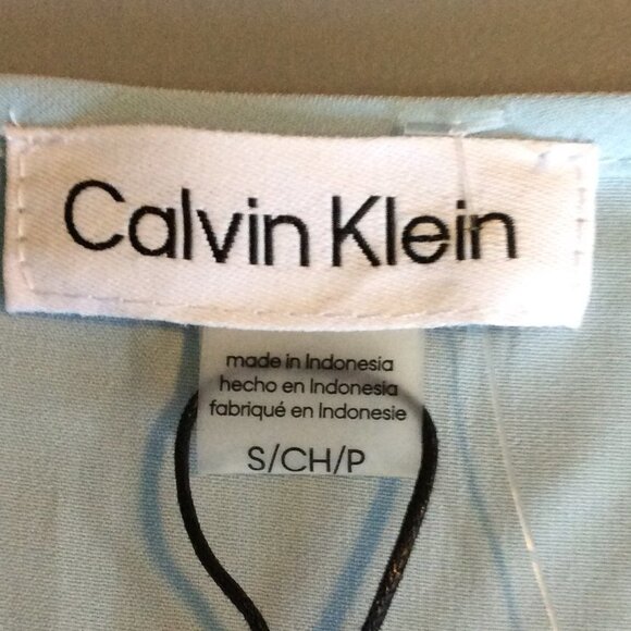 Calvin Klein Light Blue Blouse Size Small NWT - Picture 6 of 9
